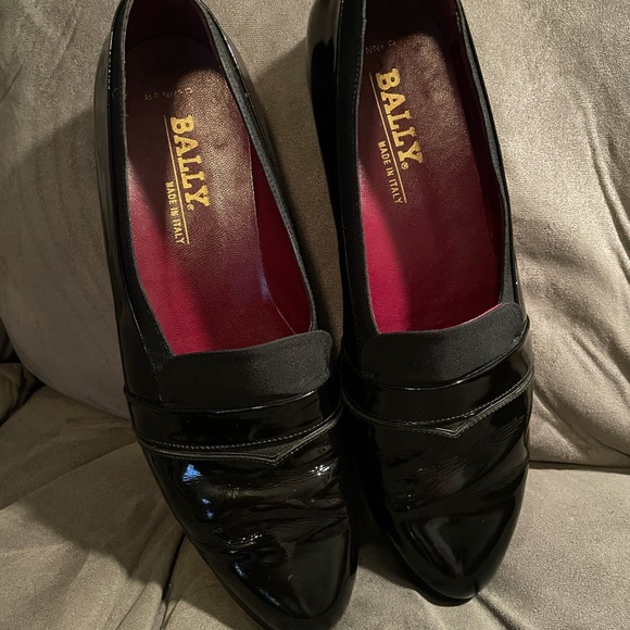 Bally Shoes | Bally Banner Tuxedo Dress Loafer | Color: Black/Red | Size: 11.5 | Mcguiverstein's Closet